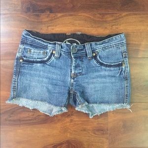 Super cute jean shorts